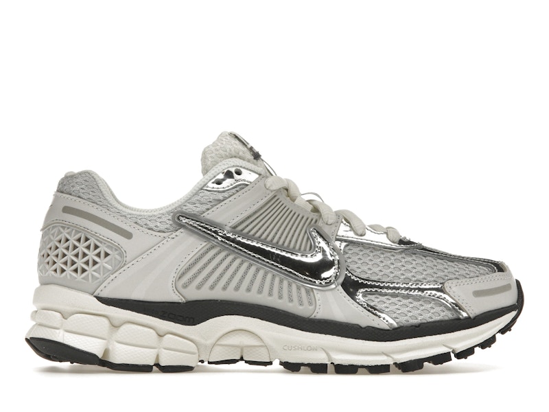 Nike Zoom Vomero 5 Metallic Gold Womens